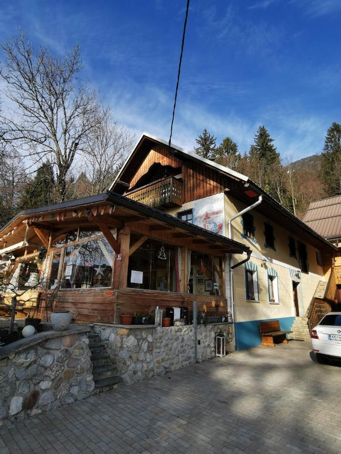 Farm Stay Trlej Begunje na Gorenjskem Exterior foto